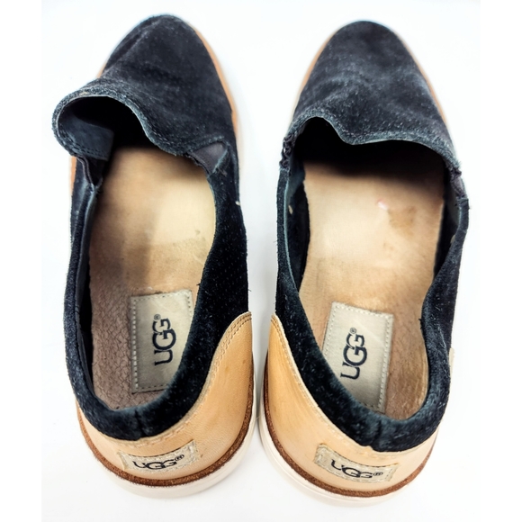 UGG Adley slip on Black Perforated slip on Sneakers - Picture 5 of 8